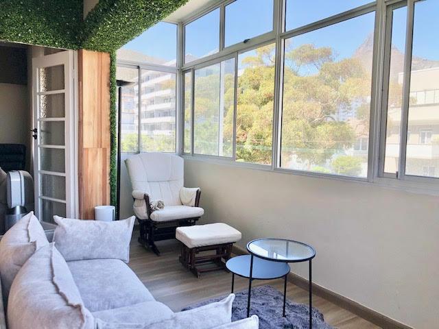3 Bedroom Property for Sale in Sea Point Western Cape